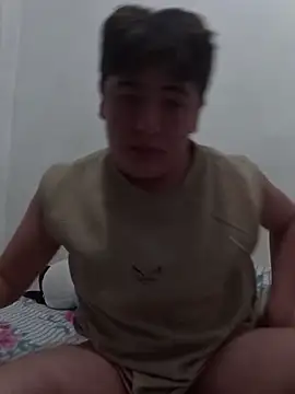 Snapshot of upssamuuu chatting on 04.08.26 upssamuuu online show from 04.08.26