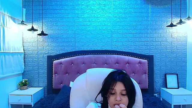 Snapshot of mia_velvetk chatting on 03.27.26 mia velvetk online show from 03.27.26