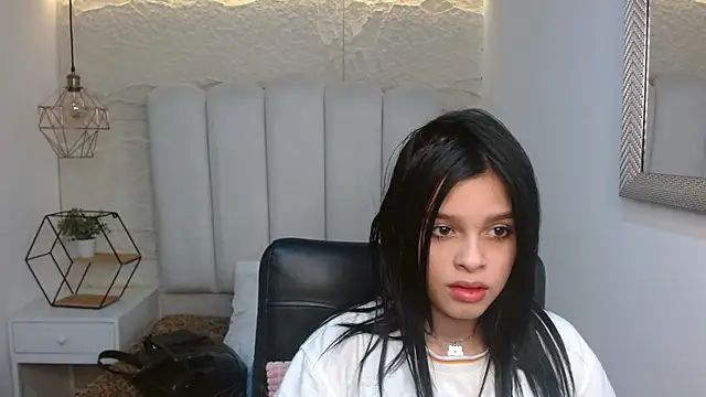 Snapshot of mia_velvetk chatting on 04.01.26 mia velvetk online show from 04.01.26