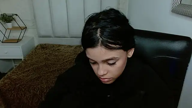 Snapshot of mia_velvetk chatting on 04.11.26 mia velvetk online show from 04.11.26