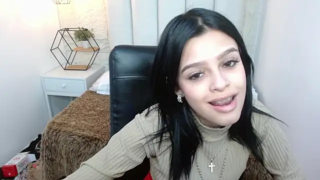Snapshot of mia_velvetk chatting on 04.22.26 mia velvetk online show from 04.22.26
