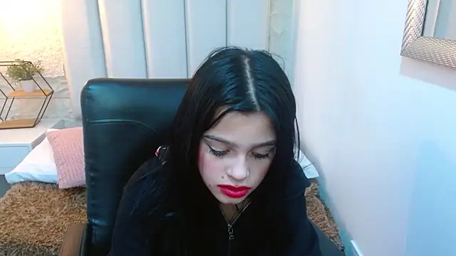 Snapshot of mia_velvetk chatting on 04.26.26 mia velvetk online show from 04.26.26