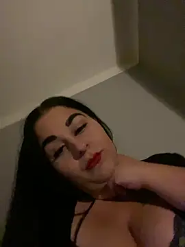 Szandra26 online show from 05.14.26