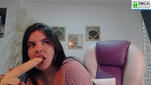 Sara kp online show from 04.21.26