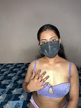 Snapshot of Riya_leone chatting on 07.17.26 Riya leone online show from 07.17.26