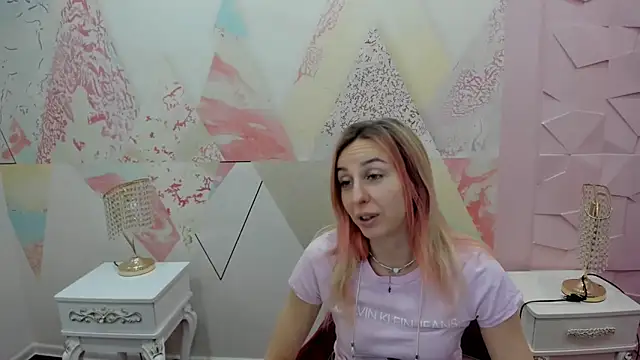 Snapshot of Mary_vellis chatting on 03.30.26 Mary vellis online show from 03.30.26