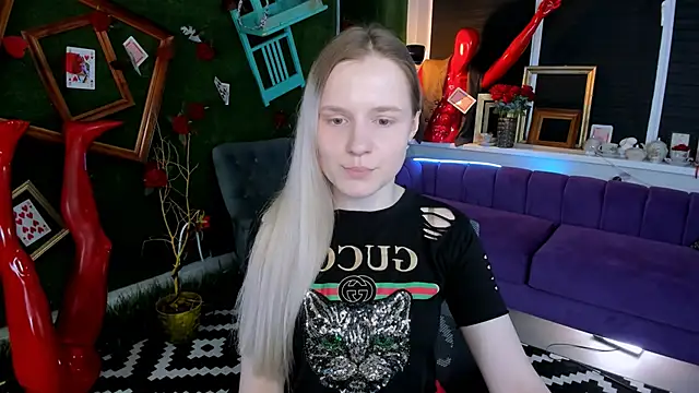 SherriButlers online show from 05.11.26
