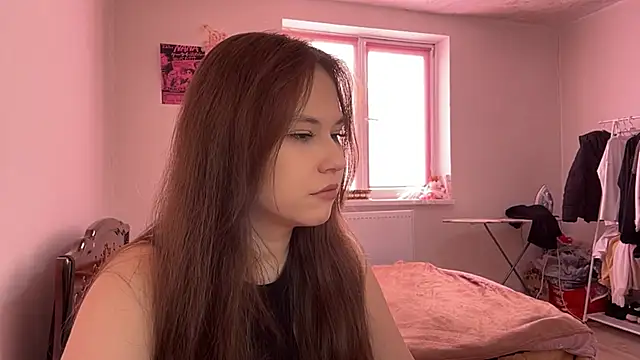 Snapshot of NyelleSpir chatting on 04.04.26 NyelleSpir online show from 04.04.26