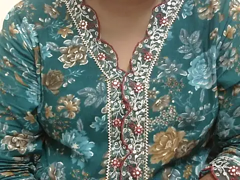 Sana Khaan online show from 03.26.26