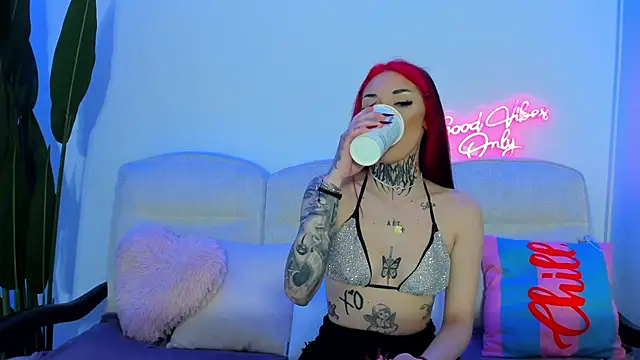 Snapshot of Cassy-Foxy chatting on 03.29.26 Cassy-Foxy online show from 03.29.26