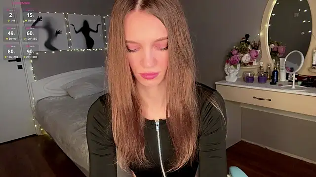 Snapshot of OdetteTrentinella chatting on 03.30.26 OdetteTrentinella online show from 03.30.26