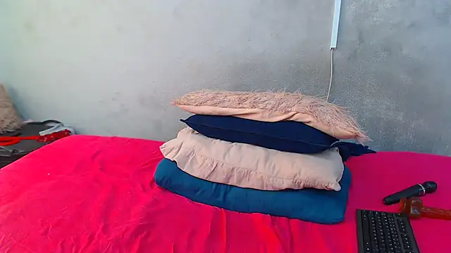 kinkynaghty online show from 06.24.26