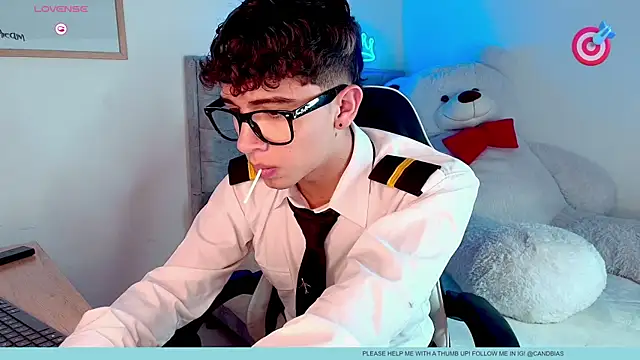 Snapshot of niico_prince chatting on 03.27.26 niico prince online show from 03.27.26