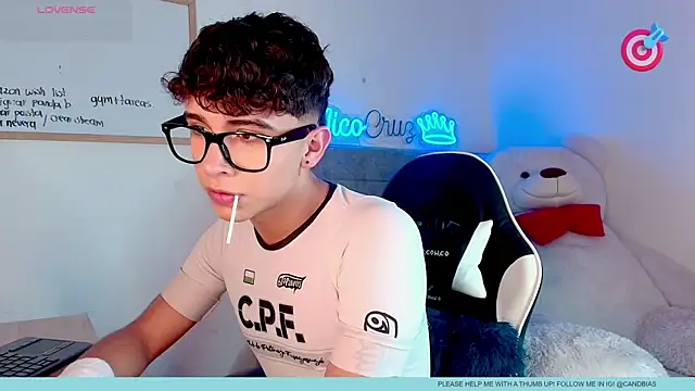 Snapshot of niico_prince chatting on 03.28.26 niico prince online show from 03.28.26