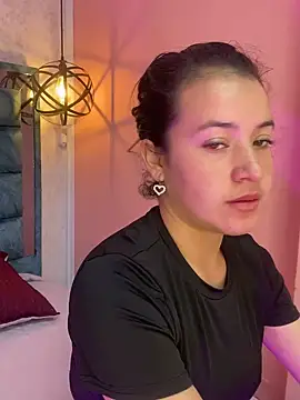 tinkerbell pink22 online show from 03.31.26