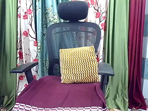 Snapshot of Apki_Nisha chatting on 06.15.26 Apki Nisha online show from 06.15.26