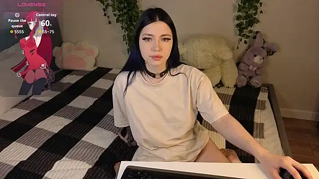 honey cherrry online show from 06.21.26