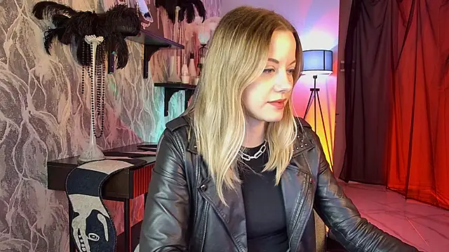 VireliaMoonfall online show from 04.25.26
