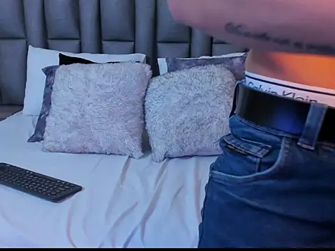 ZoeGrey online show from 04.15.26