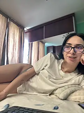 TheaMerve online show from 04.24.26
