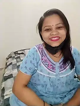 Snapshot of Hoty_bhabii chatting on 04.18.26 Hoty bhabii online show from 04.18.26