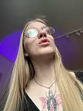 EvaEvis online show from 05.13.26