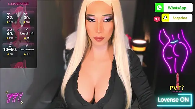 Snapshot of xSelfsuckerMistressVanyax chatting on 06.22.26 xSelfsuckerMistressVanyax online show from 06.22.26