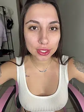 Snapshot of Carolzinhalux69 chatting on 06.26.26 Carolzinhalux69 online show from 06.26.26