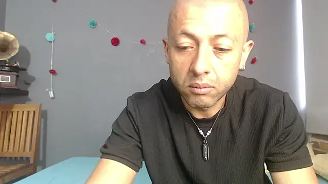 Snapshot of _bonnie_and_clyde chatting on 05.29.26 bonnie and clyde online show from 05.29.26