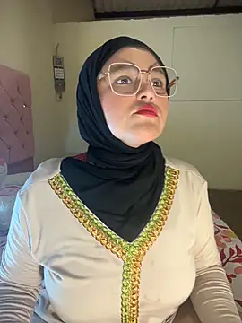 Snapshot of Marian_fadel chatting on 06.16.26 Marian fadel online show from 06.16.26