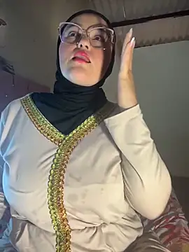 Snapshot of Marian_fadel chatting on 06.19.26 Marian fadel online show from 06.19.26