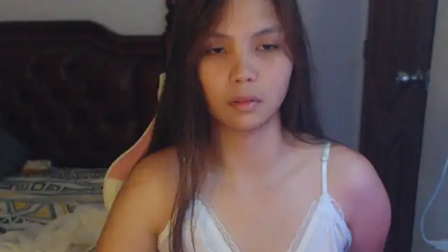 Snapshot of sweet_21_1 chatting on 04.13.26 sweet 21 1 online show from 04.13.26