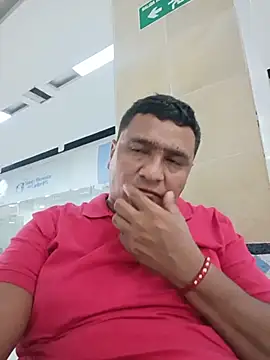 Snapshot of luis20212 chatting on 05.23.26 luis20212 online show from 05.23.26