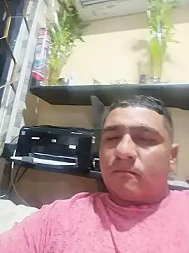 Snapshot of luis20212 chatting on 06.12.26 luis20212 online show from 06.12.26