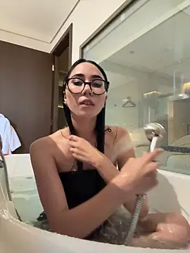 juliacosta online show from 04.18.26