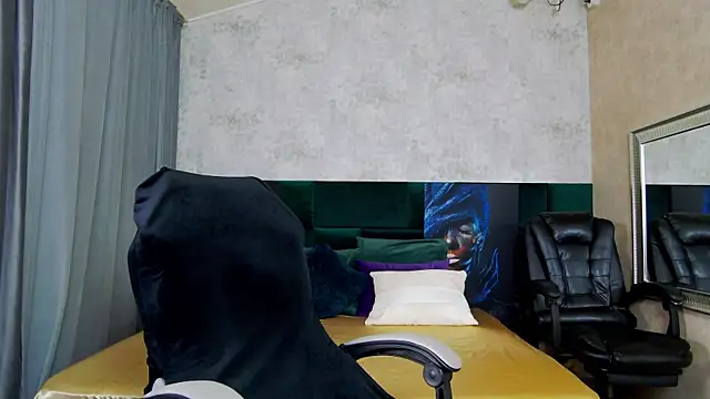 Snapshot of KalystaSwiss chatting on 07.04.26 KalystaSwiss online show from 07.04.26