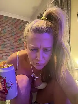 GG-Beautiful-Nightmare online show from 04.07.26