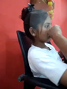 TANU01990 online show from 04.11.26