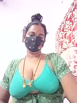 Snapshot of tamilratchasii chatting on 07.14.26 tamilratchasii online show from 07.14.26
