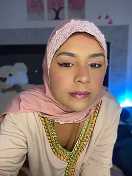 Snapshot of alia_asad chatting on 05.18.26 alia asad online show from 05.18.26