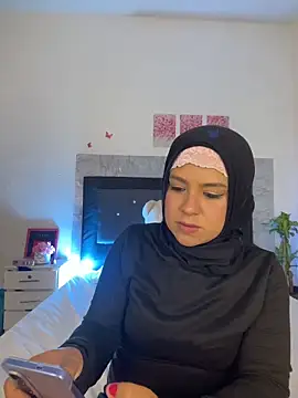 Snapshot of alia_asad chatting on 06.04.26 alia asad online show from 06.04.26