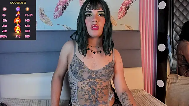 GlossyBratz online show from 05.25.26
