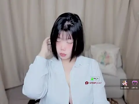 Snapshot of MiMi-smallmimi chatting on 06.21.26 MiMi-smallmimi online show from 06.21.26