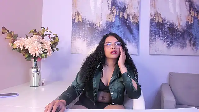 Snapshot of scarlett__2 chatting on 03.31.26 scarlett 2 online show from 03.31.26