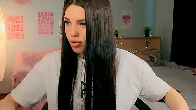 molly rettyy online show from 03.30.26