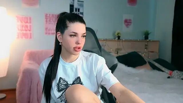 molly rettyy online show from 06.16.26
