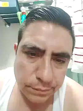 Snapshot of Manuel3910 chatting on 04.22.26 Manuel3910 online show from 04.22.26
