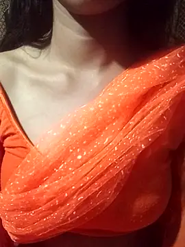 Snapshot of riyaa_sexyy chatting on 04.22.26 riyaa sexyy online show from 04.22.26