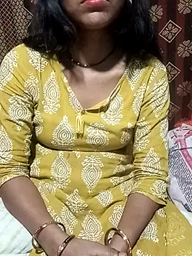 Snapshot of riyaa_sexyy chatting on 05.13.26 riyaa sexyy online show from 05.13.26
