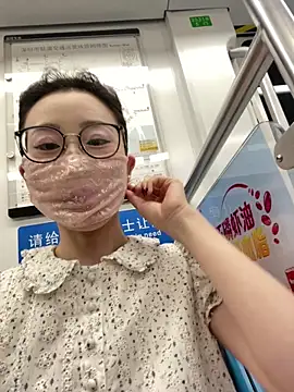 Snapshot of meimeibuguai chatting on 06.06.26 meimeibuguai online show from 06.06.26